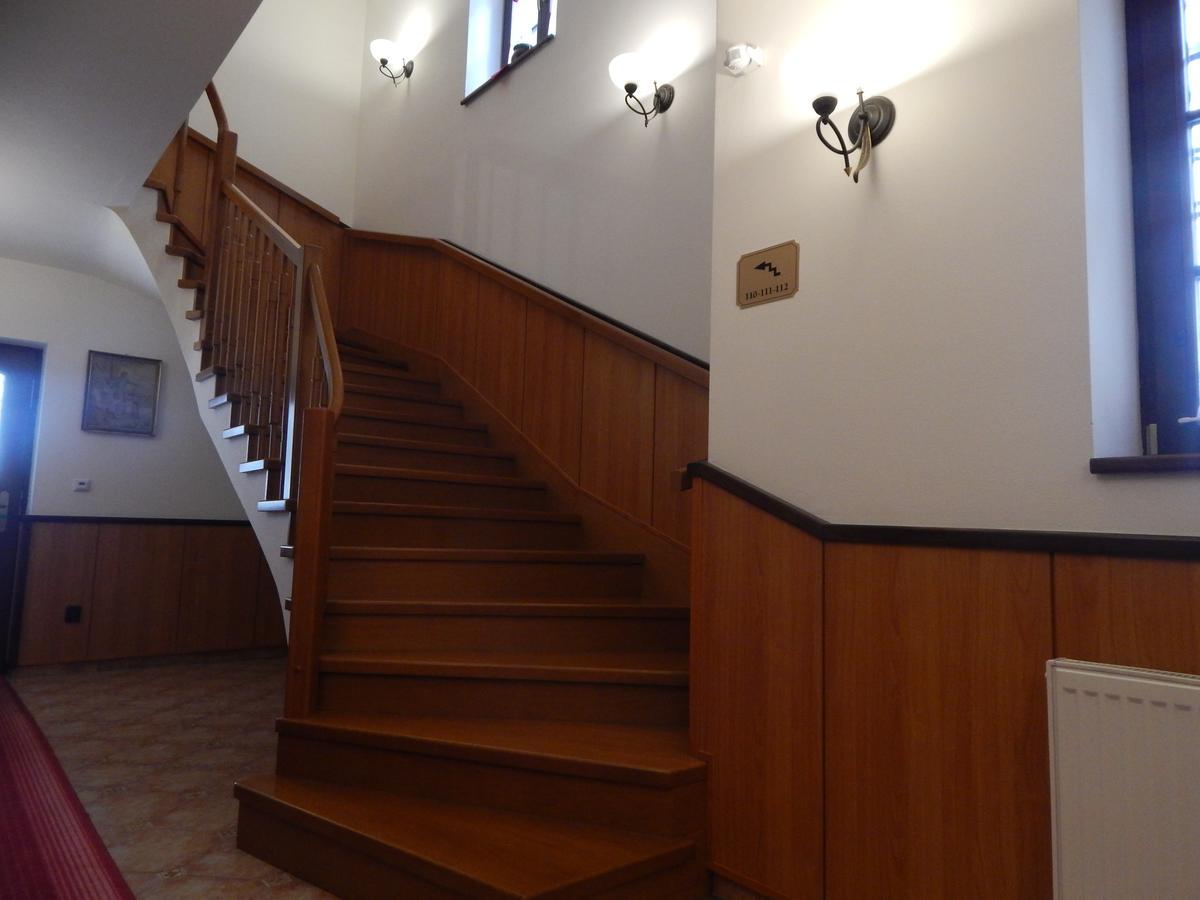 Hotel Zamecek Pod Hradem Stary Jicin 111 Luaran gambar